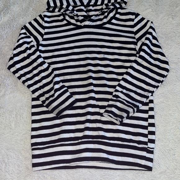 Jax & Lennon hoodie - Picture 2 of 7